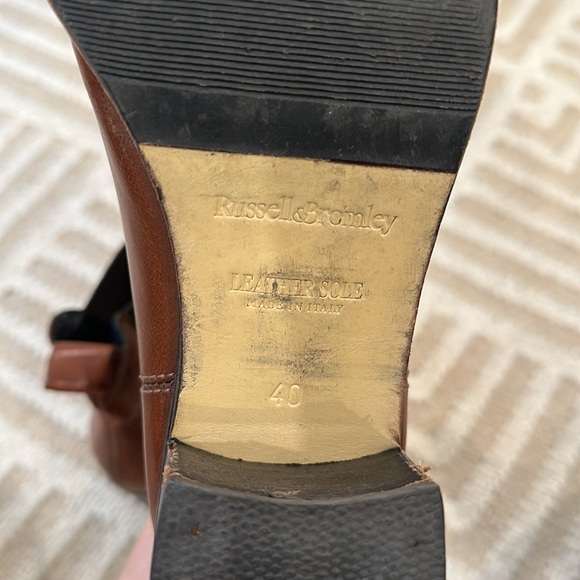 Russell & Bromley boots from London - Picture 4 of 4